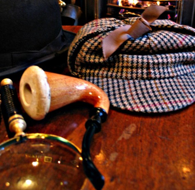 Sherlock_holmes_pipe_hat-1